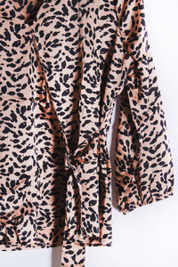 Women's 3/4 Sleeves Grommet Tie Wrap Leopard Print Top