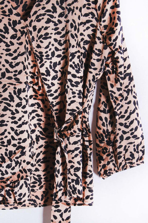 Women's 3/4 Sleeves Grommet Tie Wrap Leopard Print Top