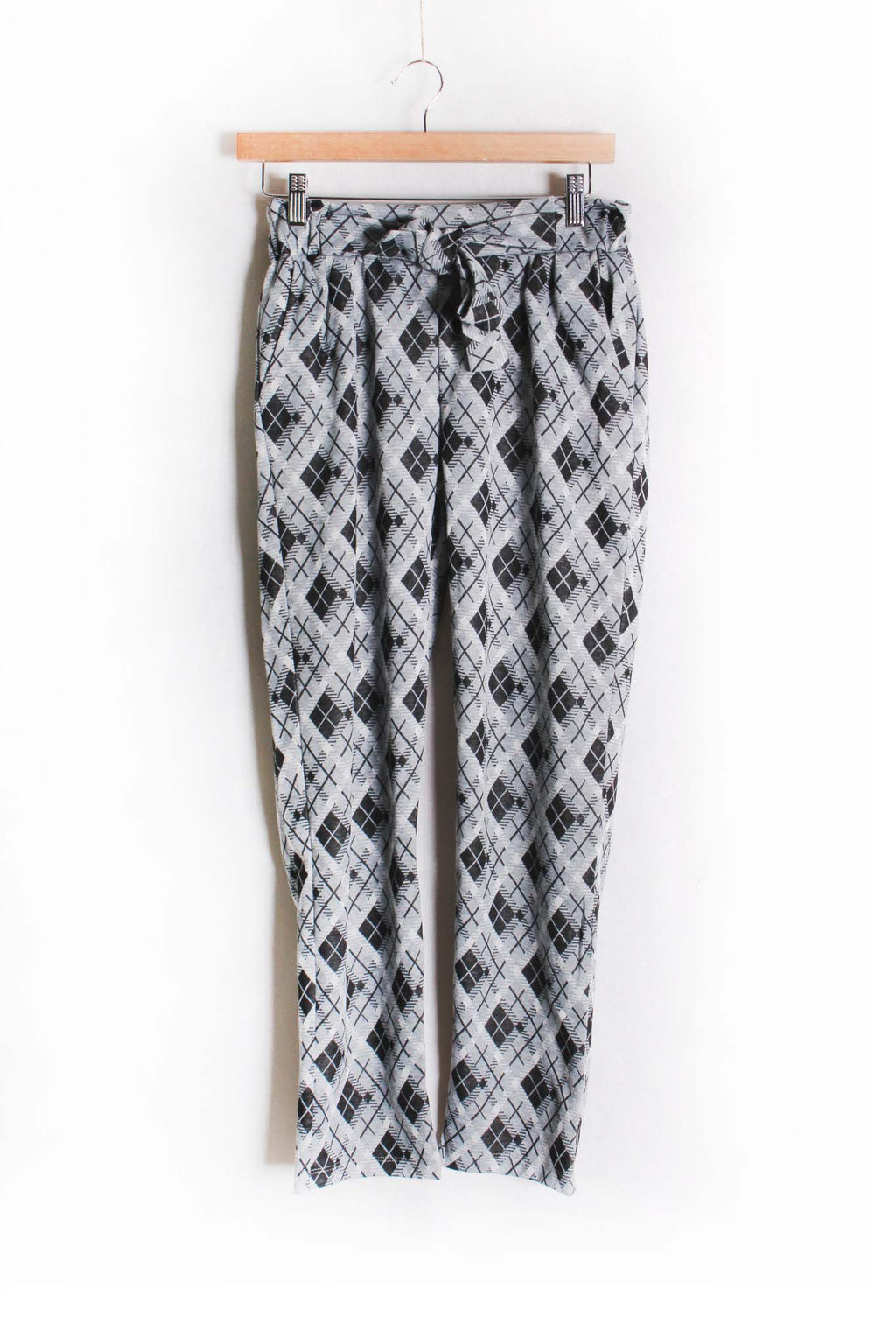 Women's Tie Front Pocketed Plaid Pants