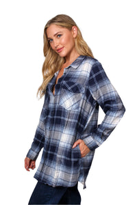 Women's Long Sleeve Two Pocket Plaid Top