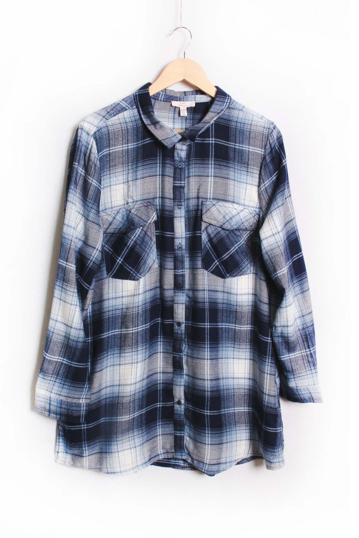 Women's Long Sleeve Two Pocket Plaid Top