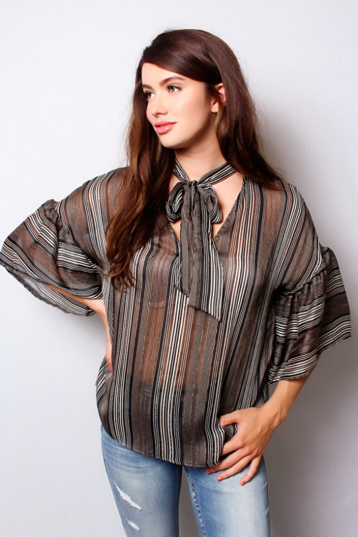 Women's Tiered Sleeve Tunic Top with Ribbon Choker