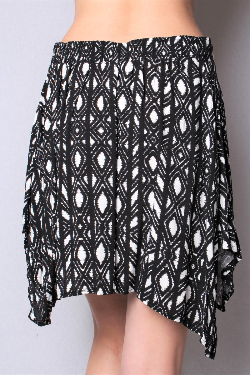 Women's Uneven Hem Printed Mini Skirt
