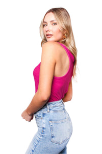 Women's Sleeveless Scoop Neck Solid Bodysuit