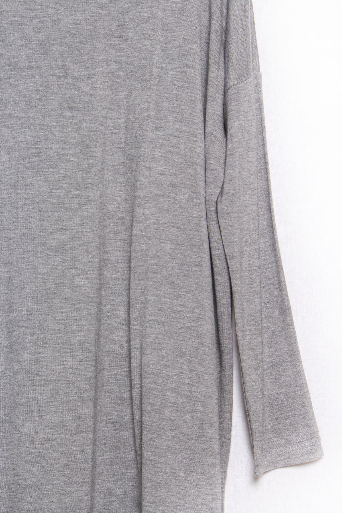 Women's 3/4 Sleeve Round Neck Solid Top