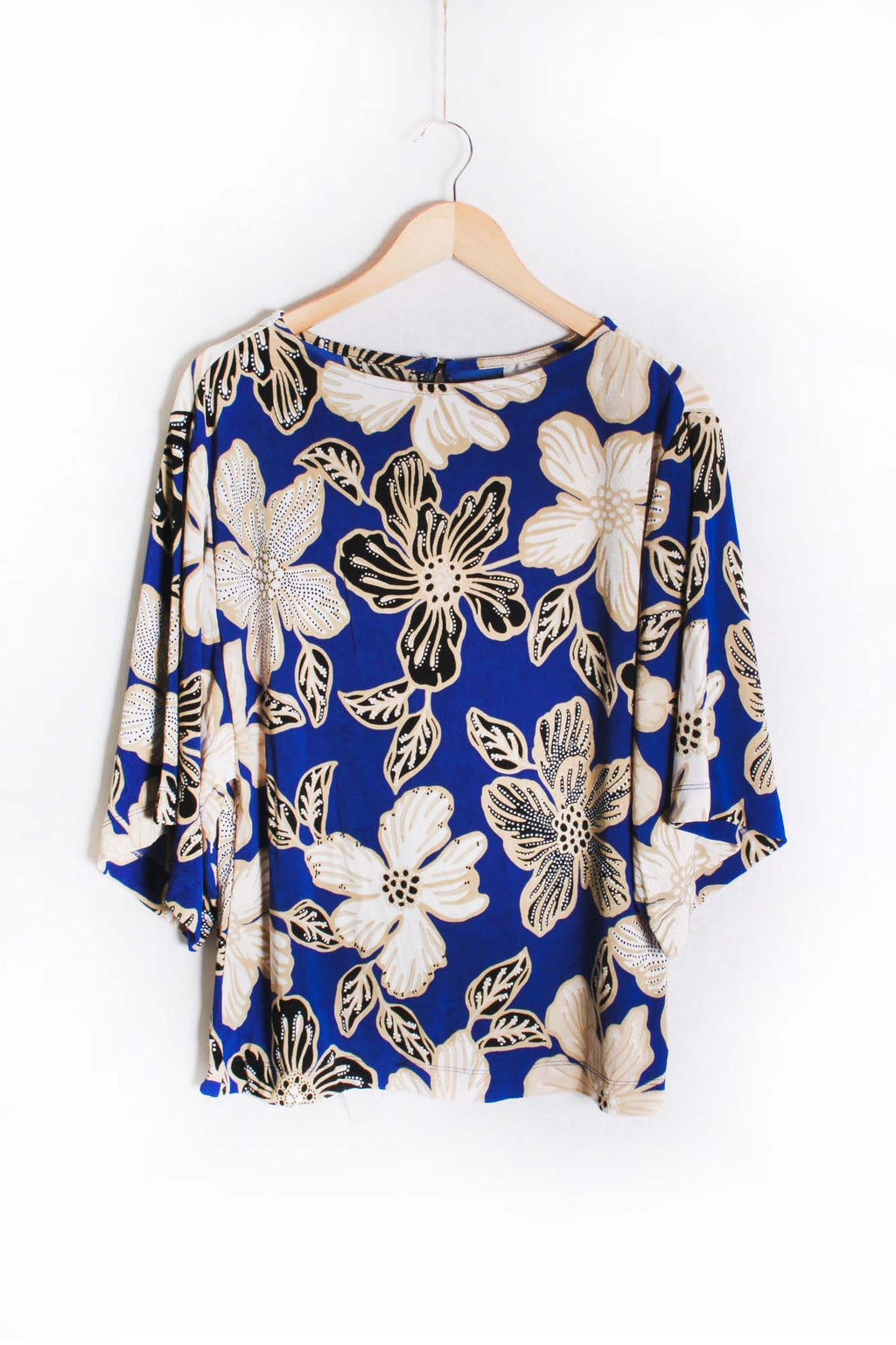 Women's 3/4 Sleeve Round Neck Floral Top