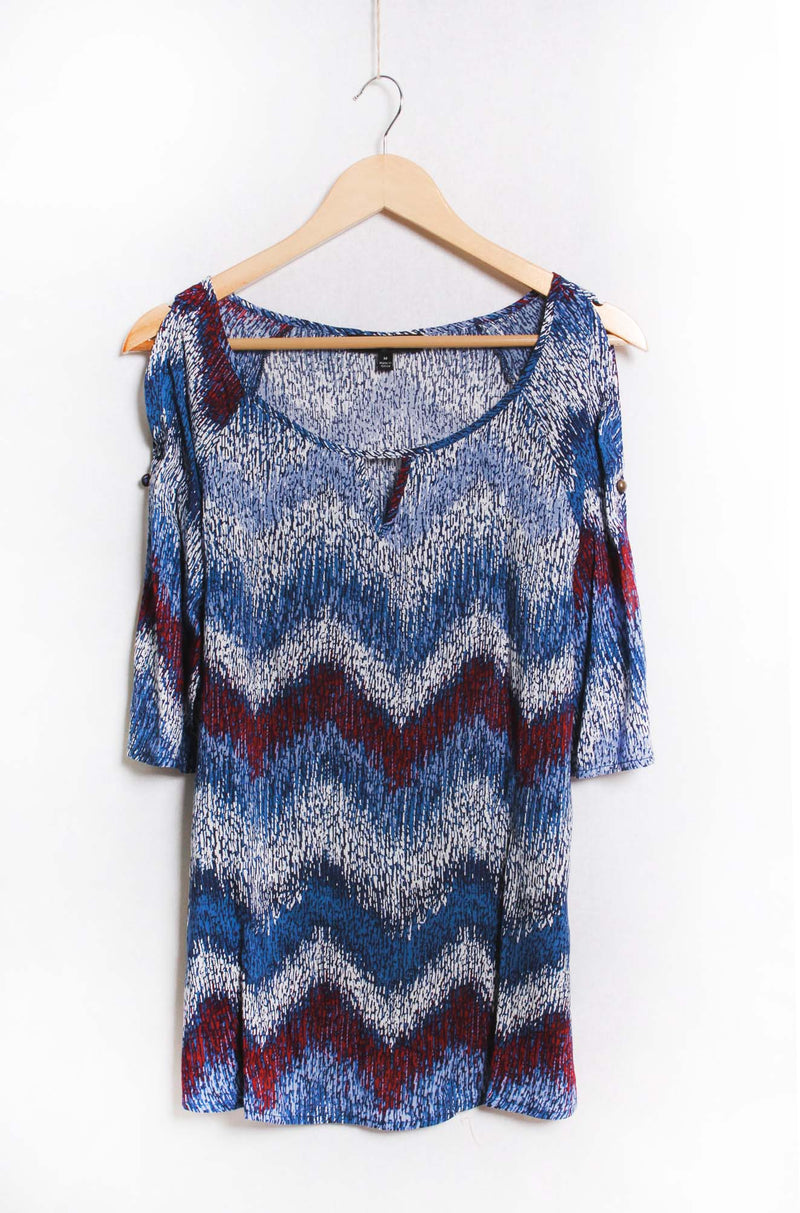 Women's Short Sleeve Cold Shoulder Wave Print Top