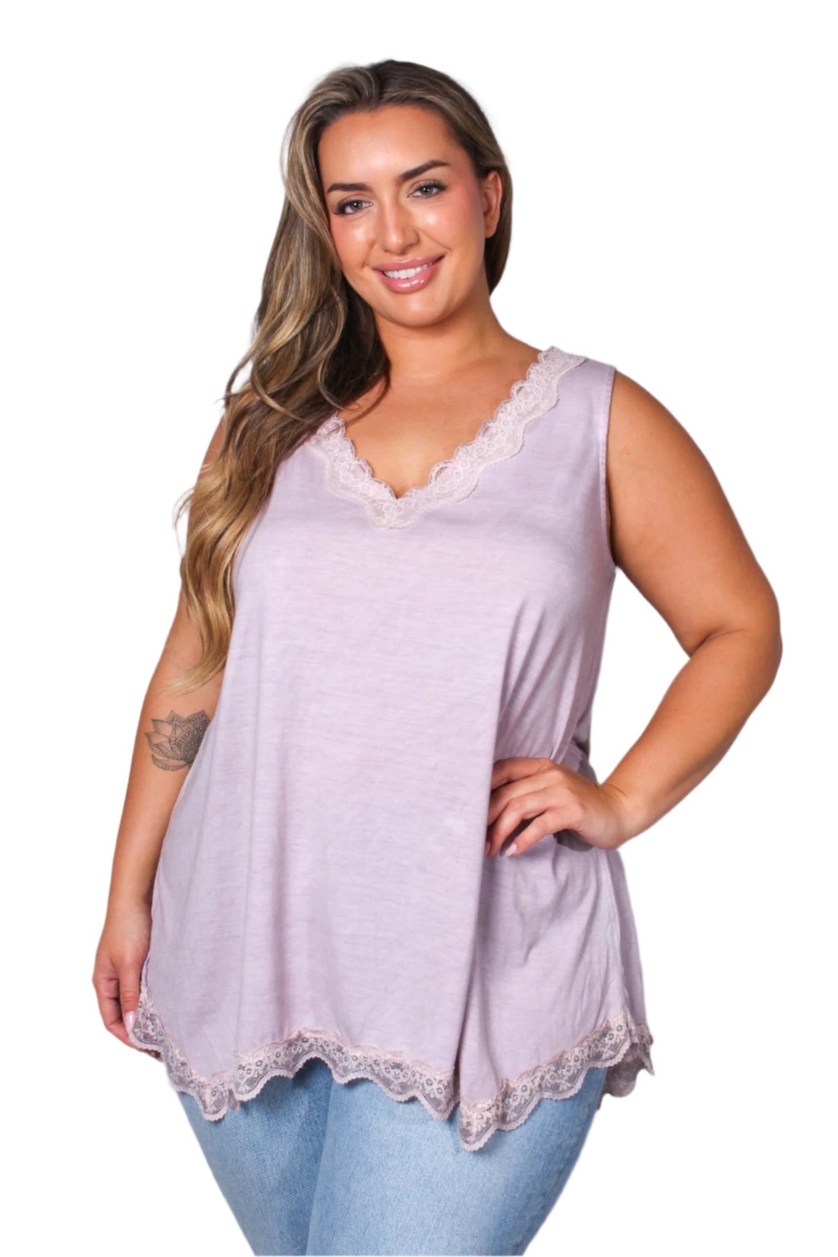 Women's Plus Sleeveless Lace Neck & Hem Detail Top