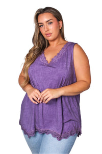 Women's Plus Sleeveless Lace Neck & Hem Detail Top
