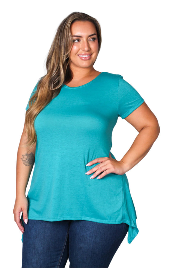 Women's Plus Short Sleeve Boat Neck Sharkbite Hemline Solid Top