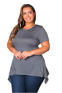 Women's Plus Short Sleeve Scoop Neck Extended Hem Top