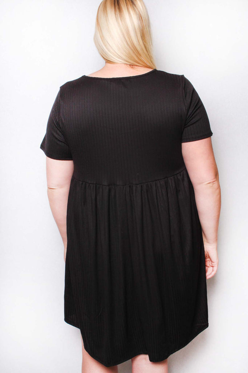 Women's Plus Short Sleeve Round Neck Ruffle Mini Dress
