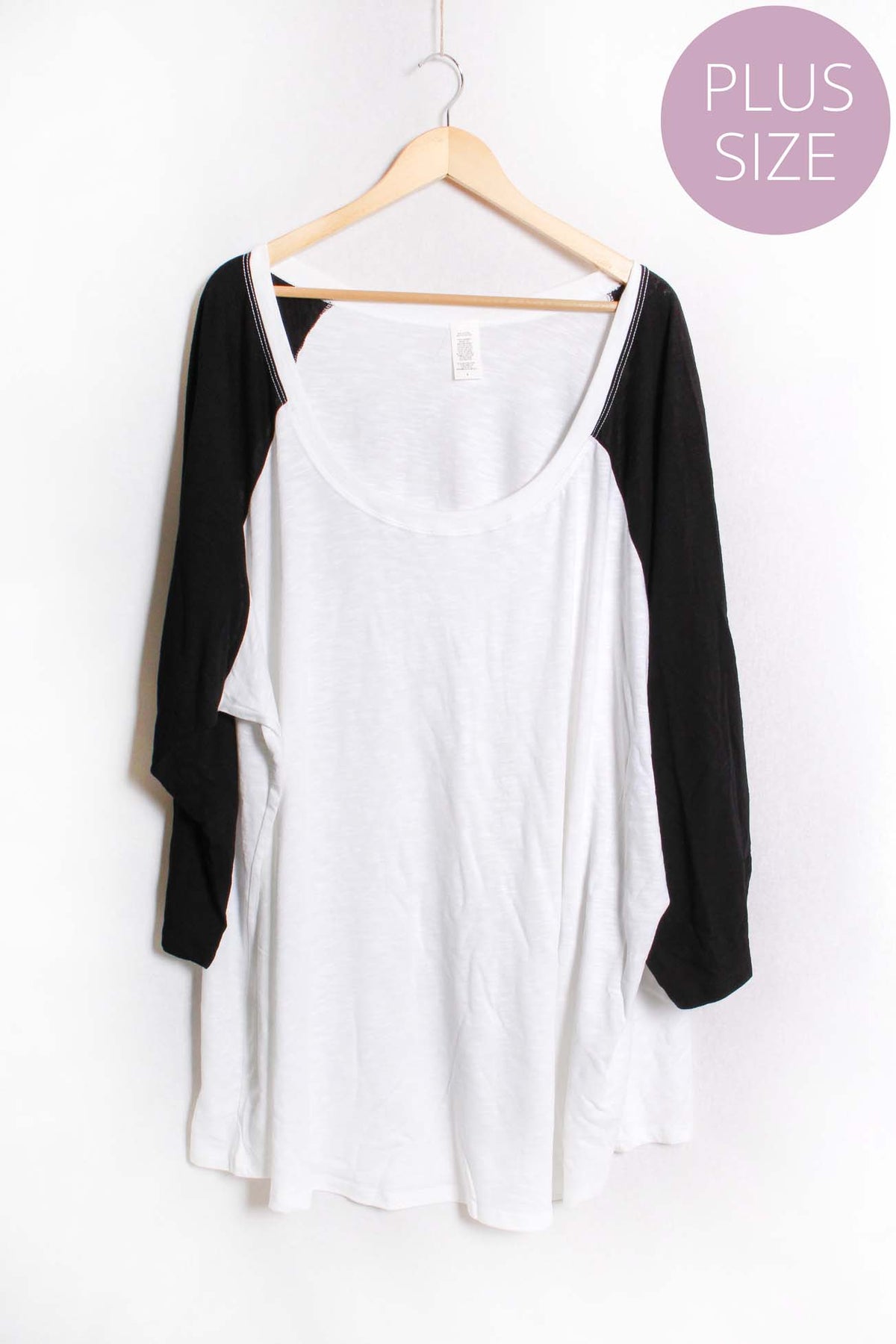 Women's Plus Short Sleeve Scoop Neck Raglan Tee