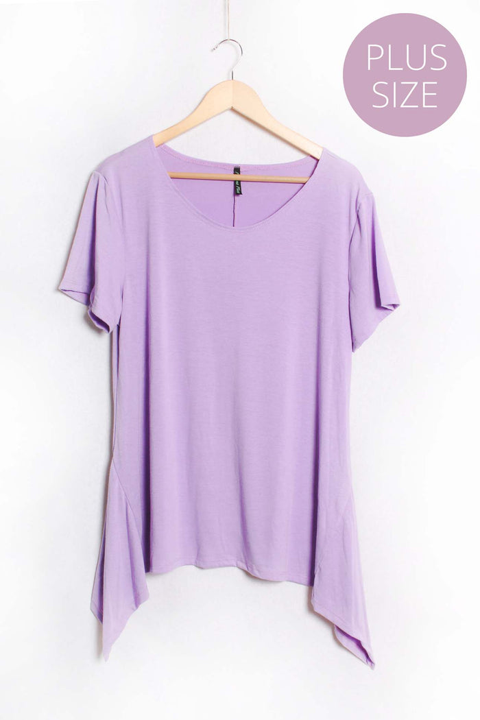 Women's Plus Short Sleeve Scoop Neck Extended Hem Top