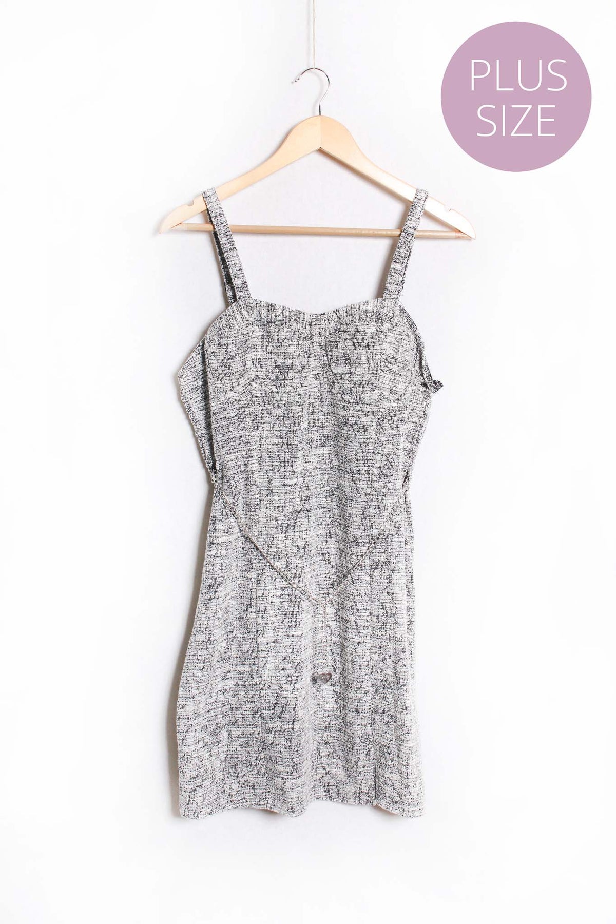 Women's Plus Sleeveless Sweetheart Neckline Bra Cup Dress