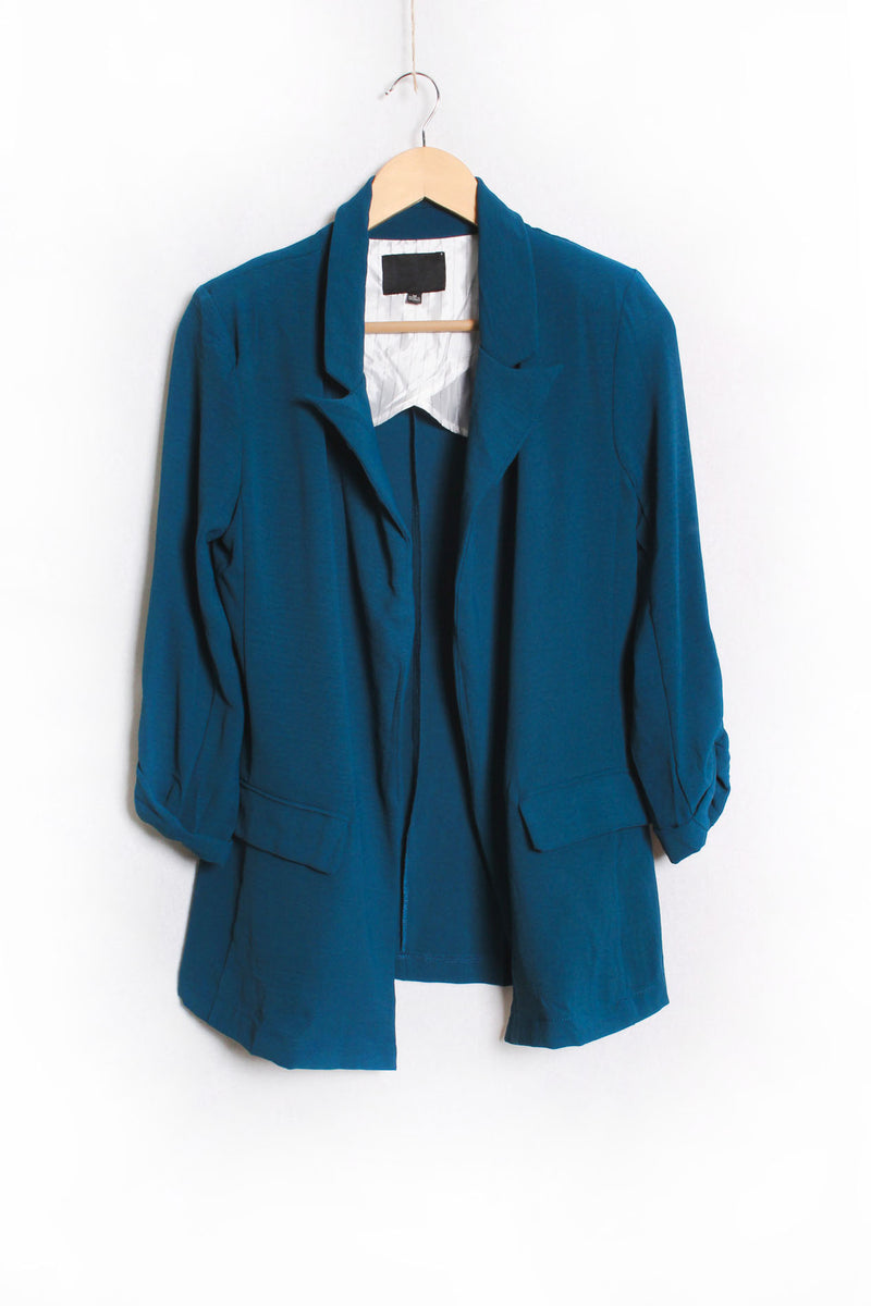 Women's 3/4 Sleeve Collared Double Pocket Blazer