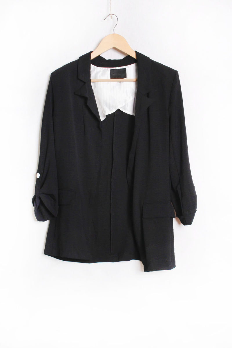 Women's 3/4 Sleeve Collared Double Pocket Blazer