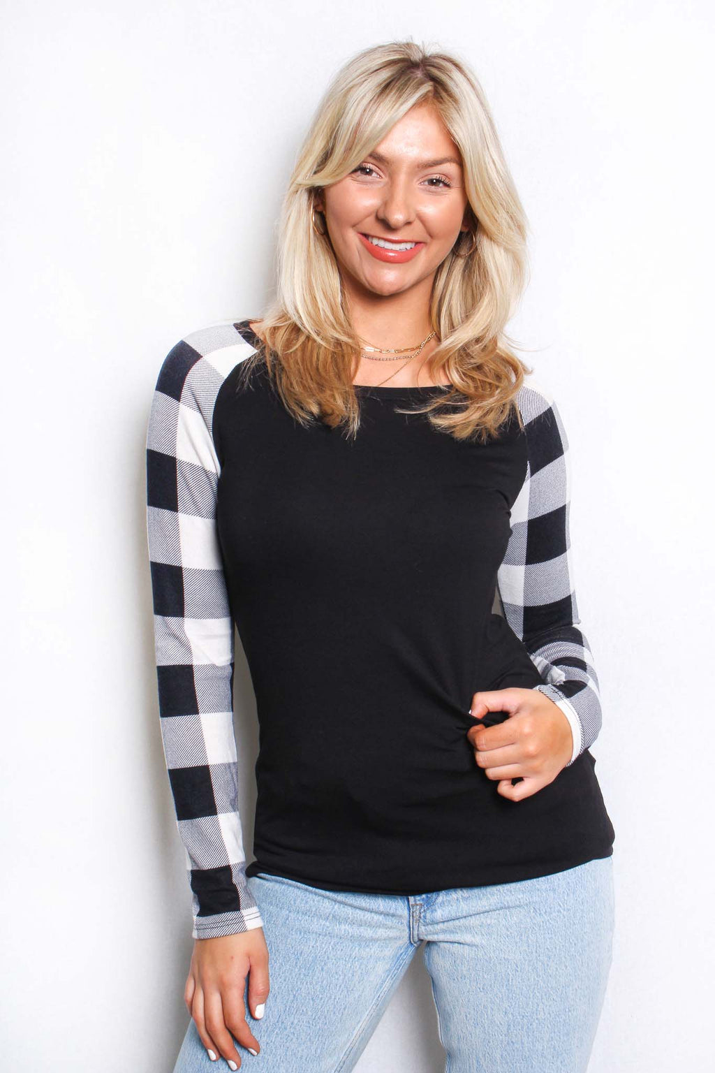 Women's Long Sleeve Round Neck Plaid Raglan Top