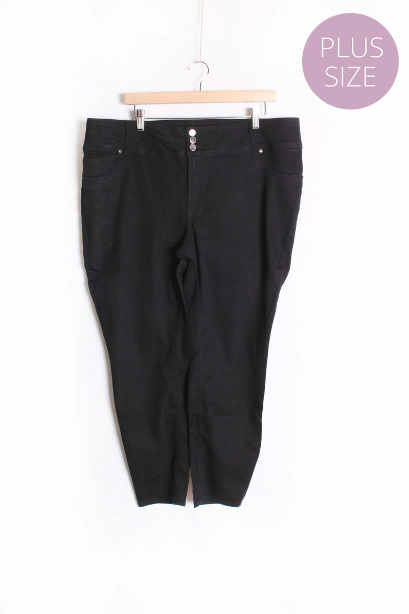 Women's Plus 3 Buttons Ankle Jeans