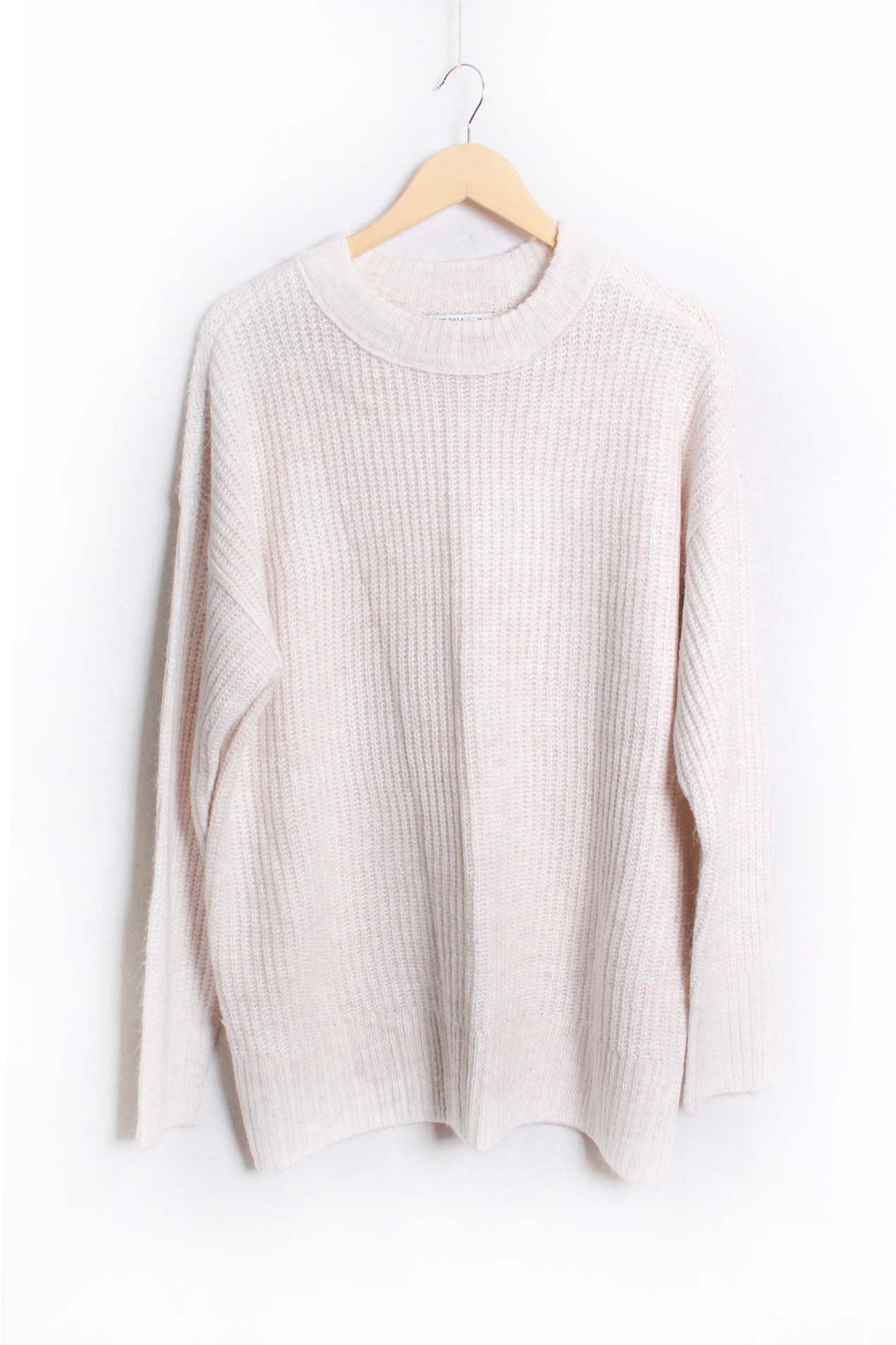 Women's Long Sleeve Round Neck Ribbed Knit Sweater