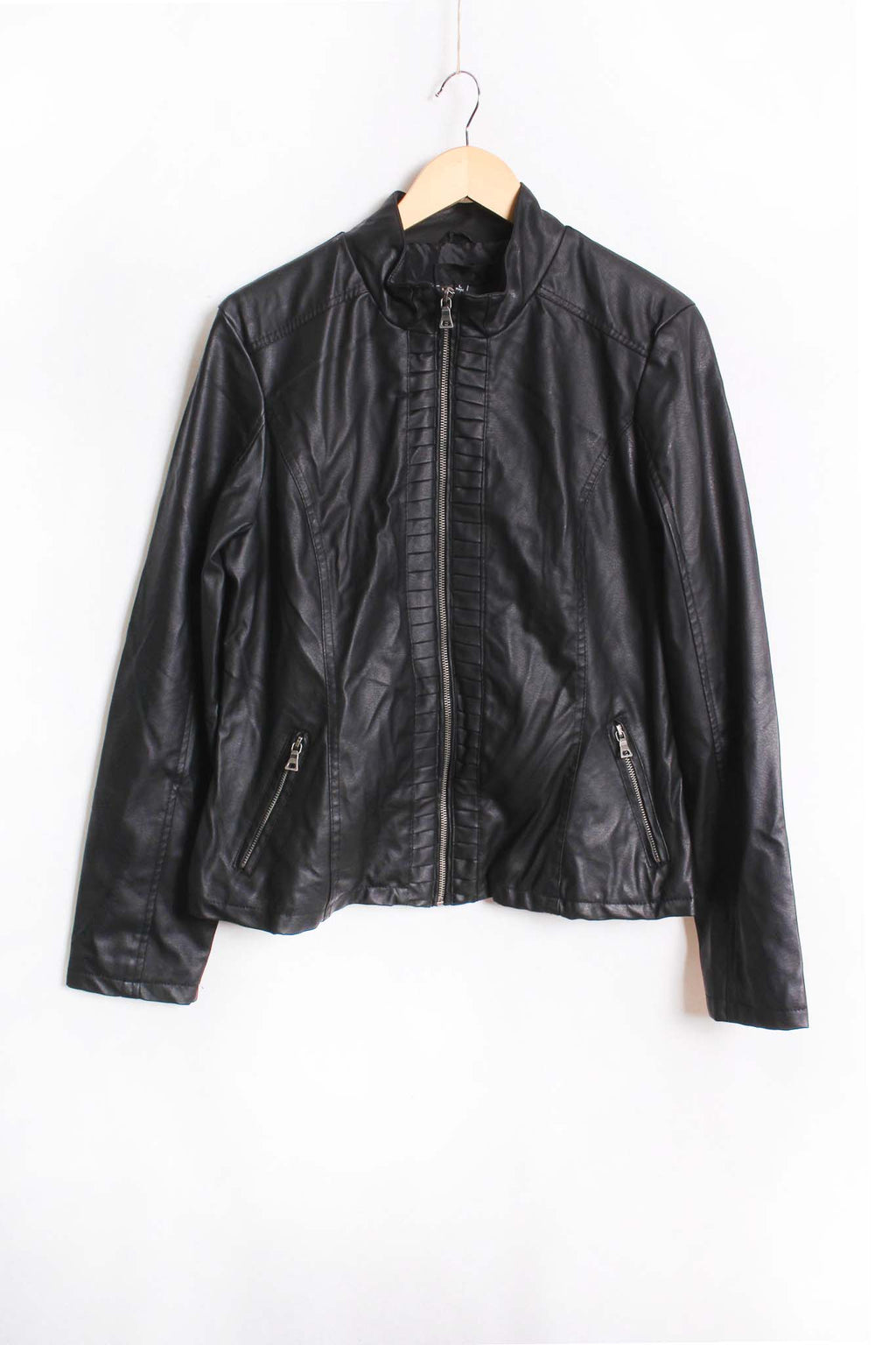 Women's Long Sleeve Zip Up Faux Leather Jacket