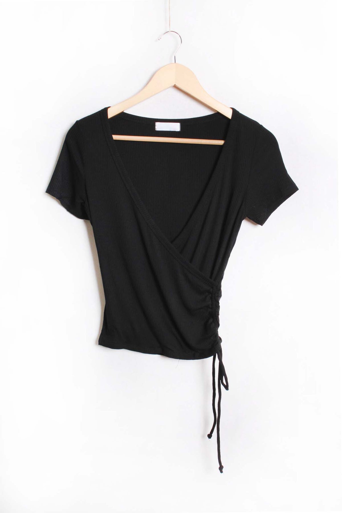 Women's Short Sleeve V Neck Drawstring Side Ribbed Top