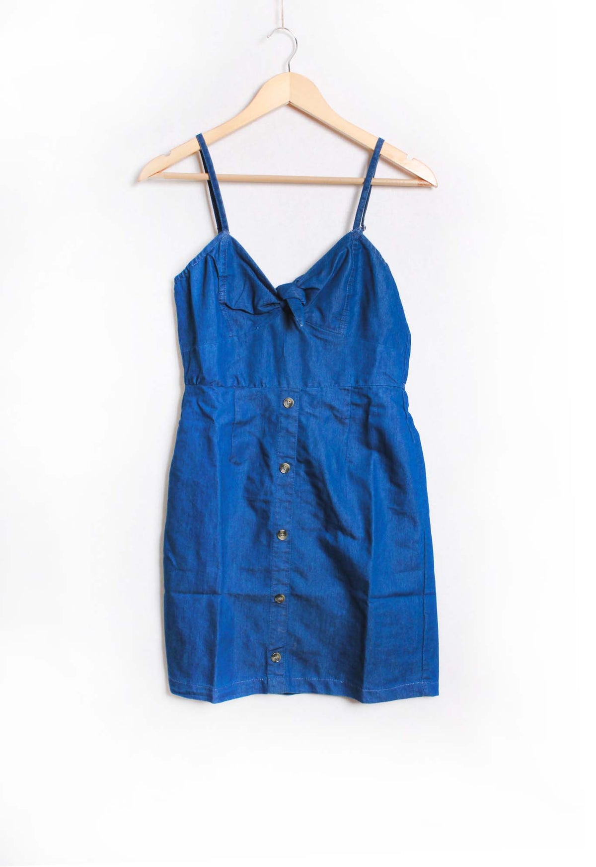 Women's Sleeveless Spaghetti Strap Button Down Mini Dress