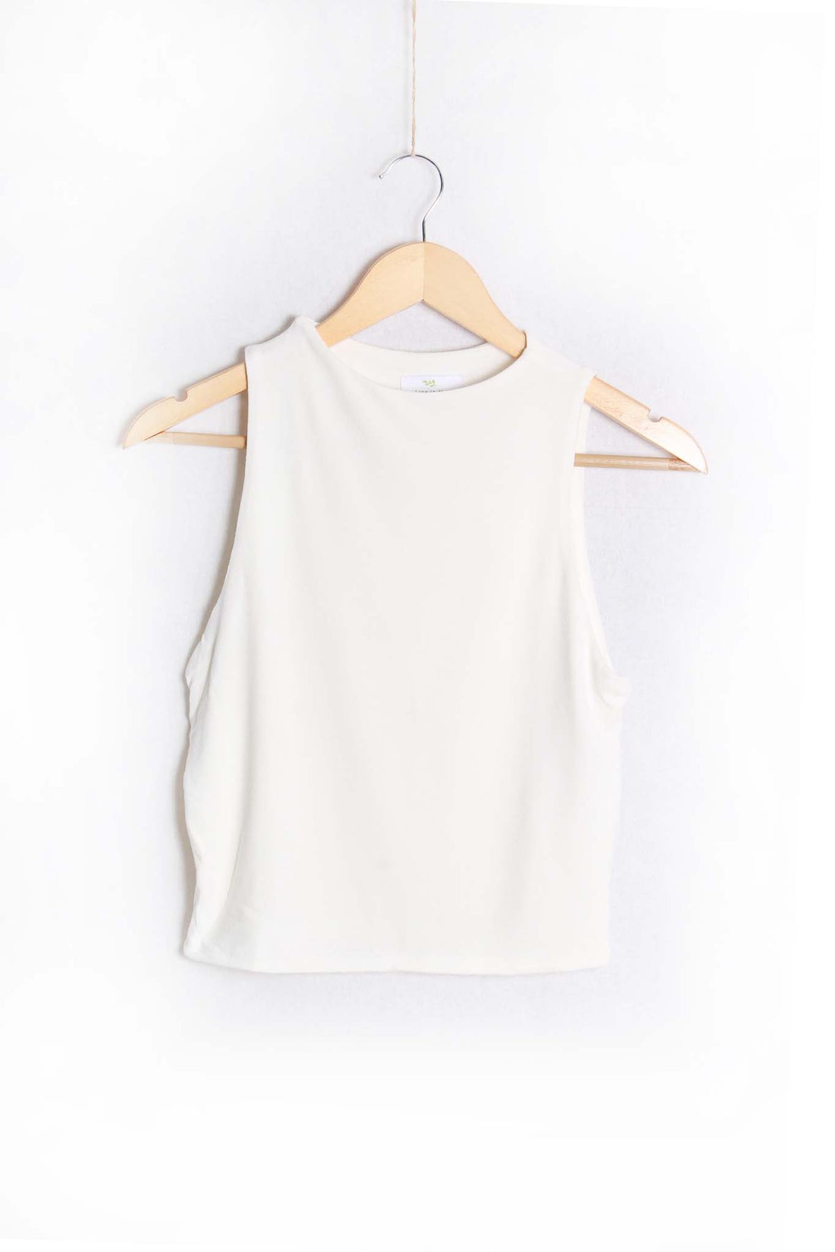 Women's Sleeveless Basic Crop Tank Top