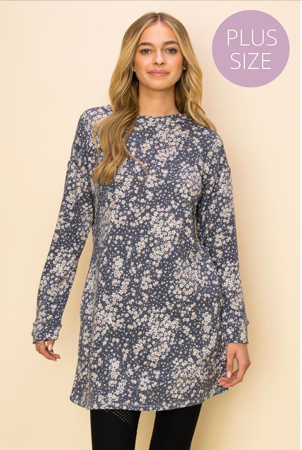 Women's Plus Long Sleeve Round Neck Floral Pocket Tunic Top