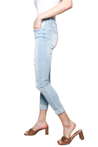 Women's Mid Rise Light Washed Distressed Skinny Jeans