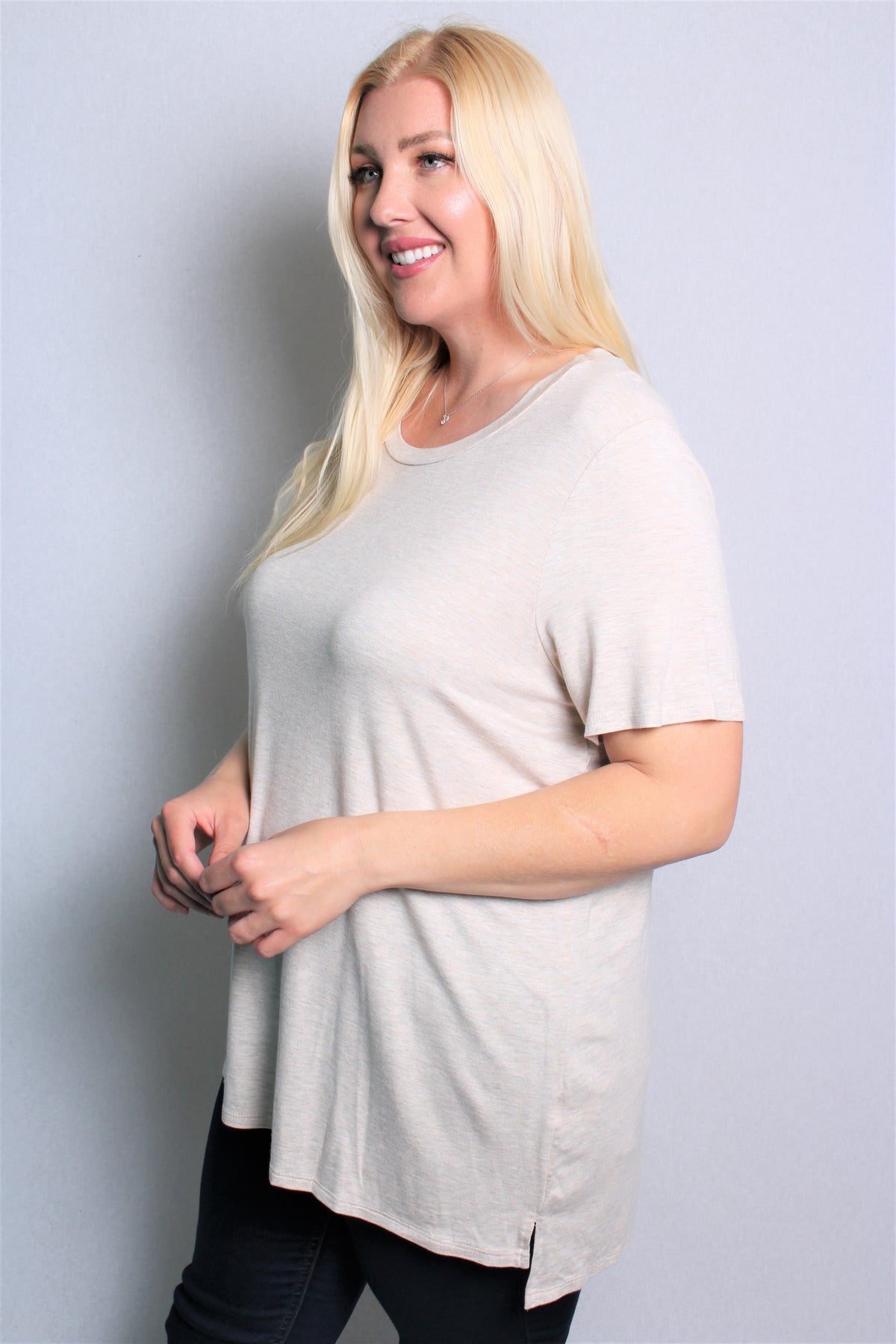 Women's Plus Size Short Sleeve Round Neck Solid Top