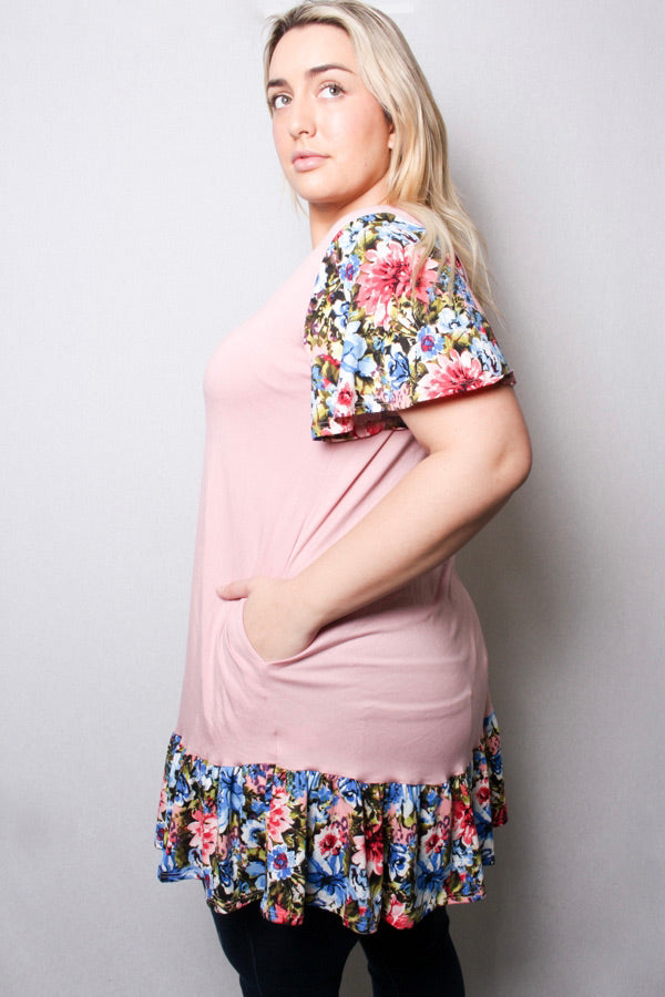 Women's Plus V Neck Floral Sleeves Ruffle Hem Pocket Tunic Top