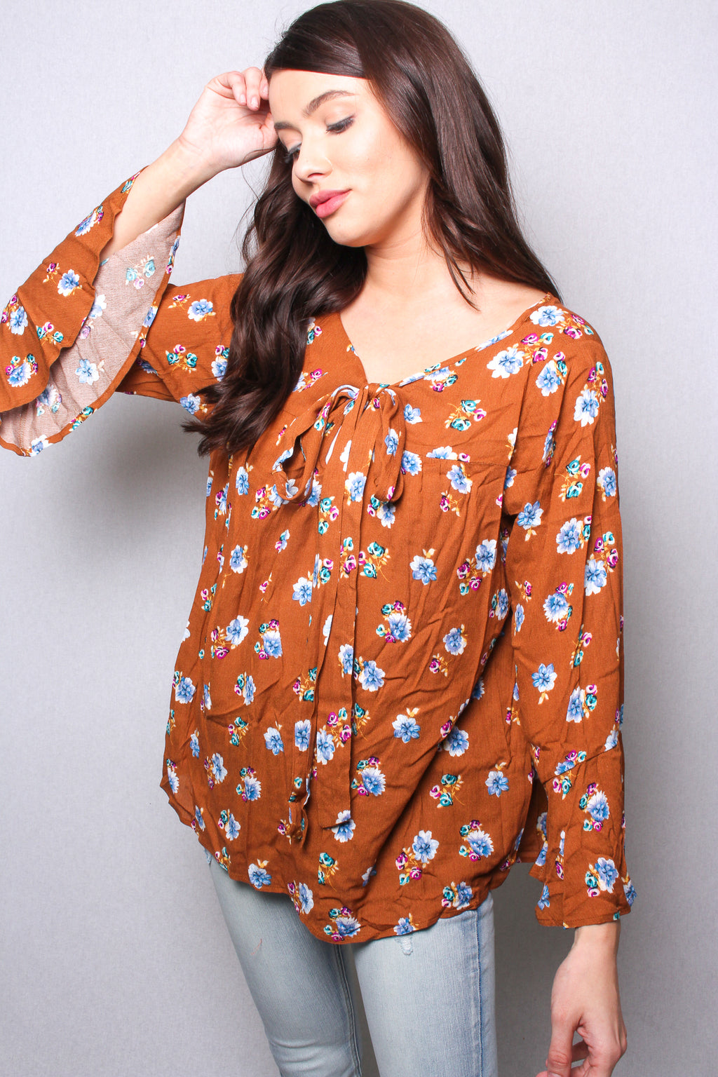 Women's Ribbon V Neck Bell Sleeves Floral Top