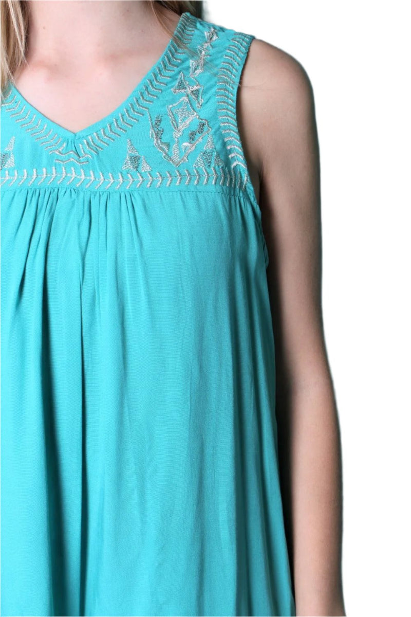 Women's Sleeveless Woven V Neck Top w/ Embroidered Detail