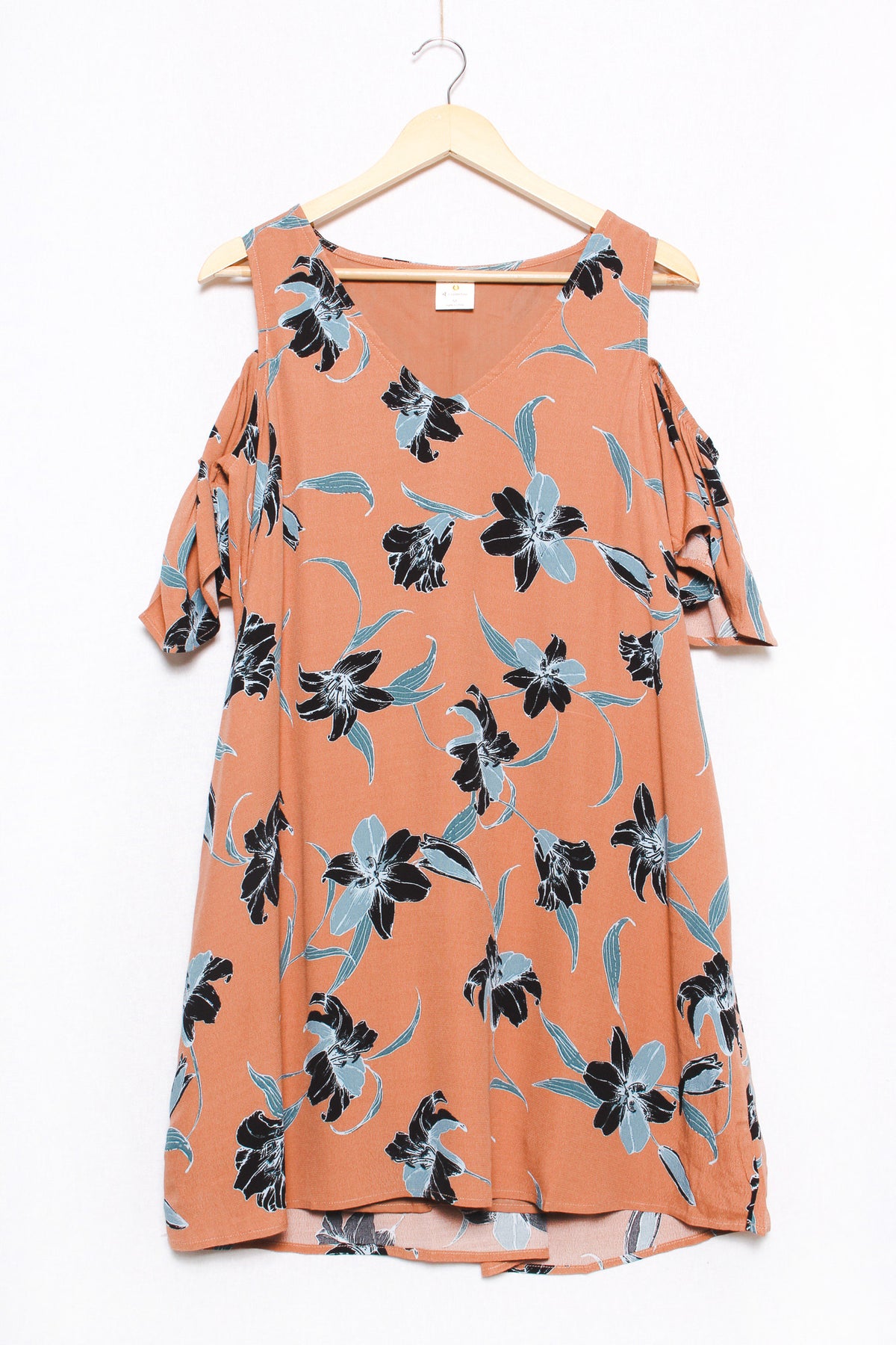 Women's Cold Shoulder Flowy V Neck Floral Dress
