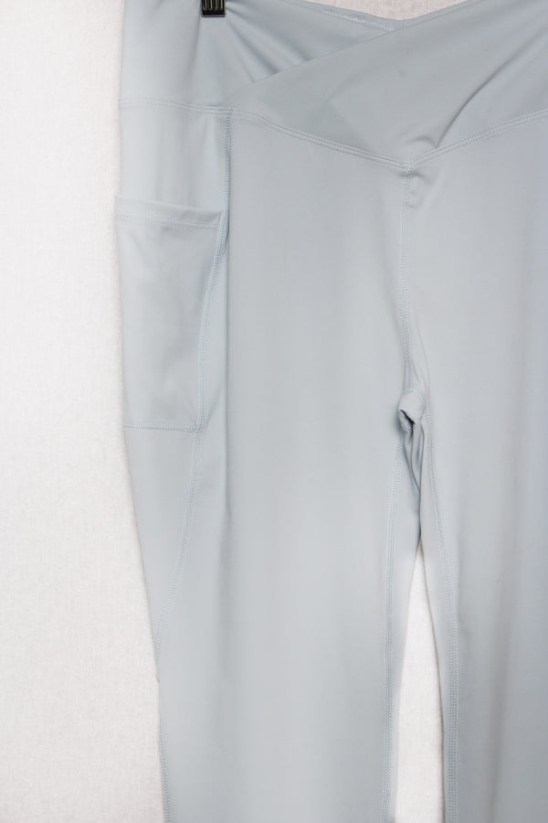 Women's Plus Crossover High Waisted Side Pocket Legging