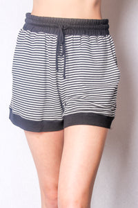 Women's Drawstring Waist Stripe Shorts