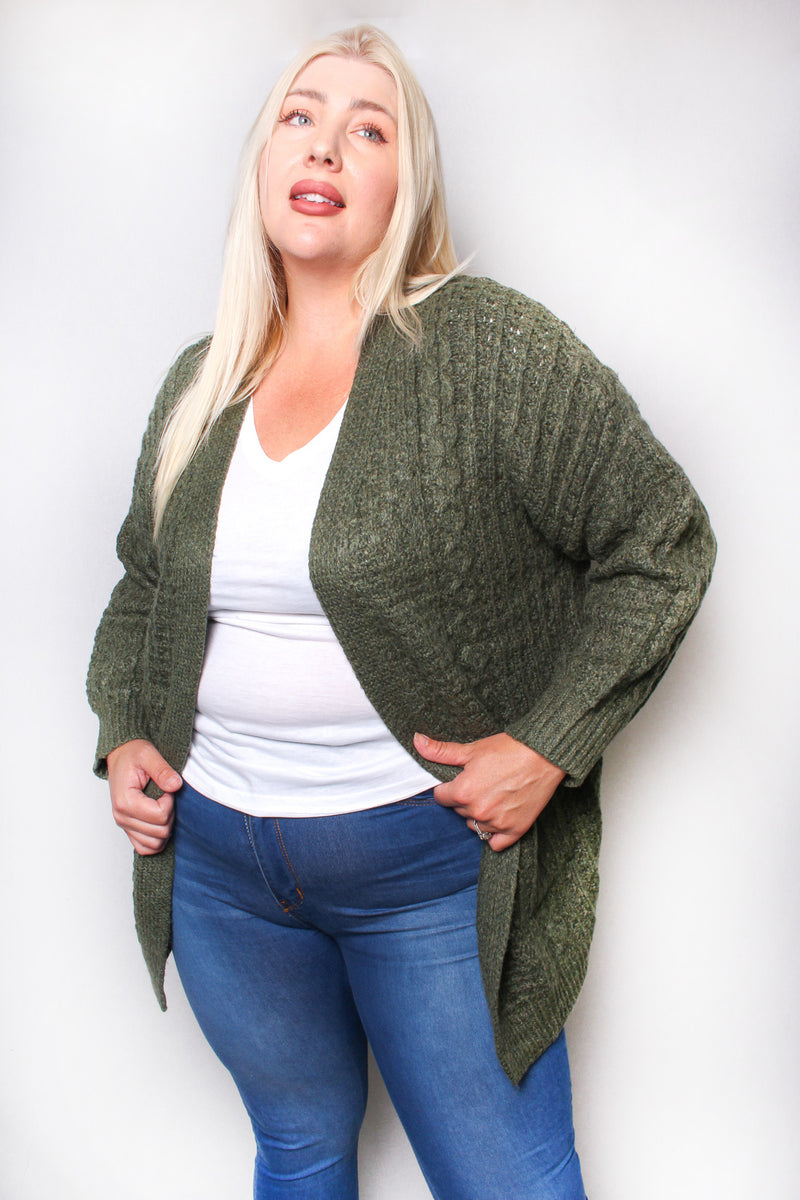 Women’s Plus Size Long Sleeve Cable Knit Pocket Cardigan