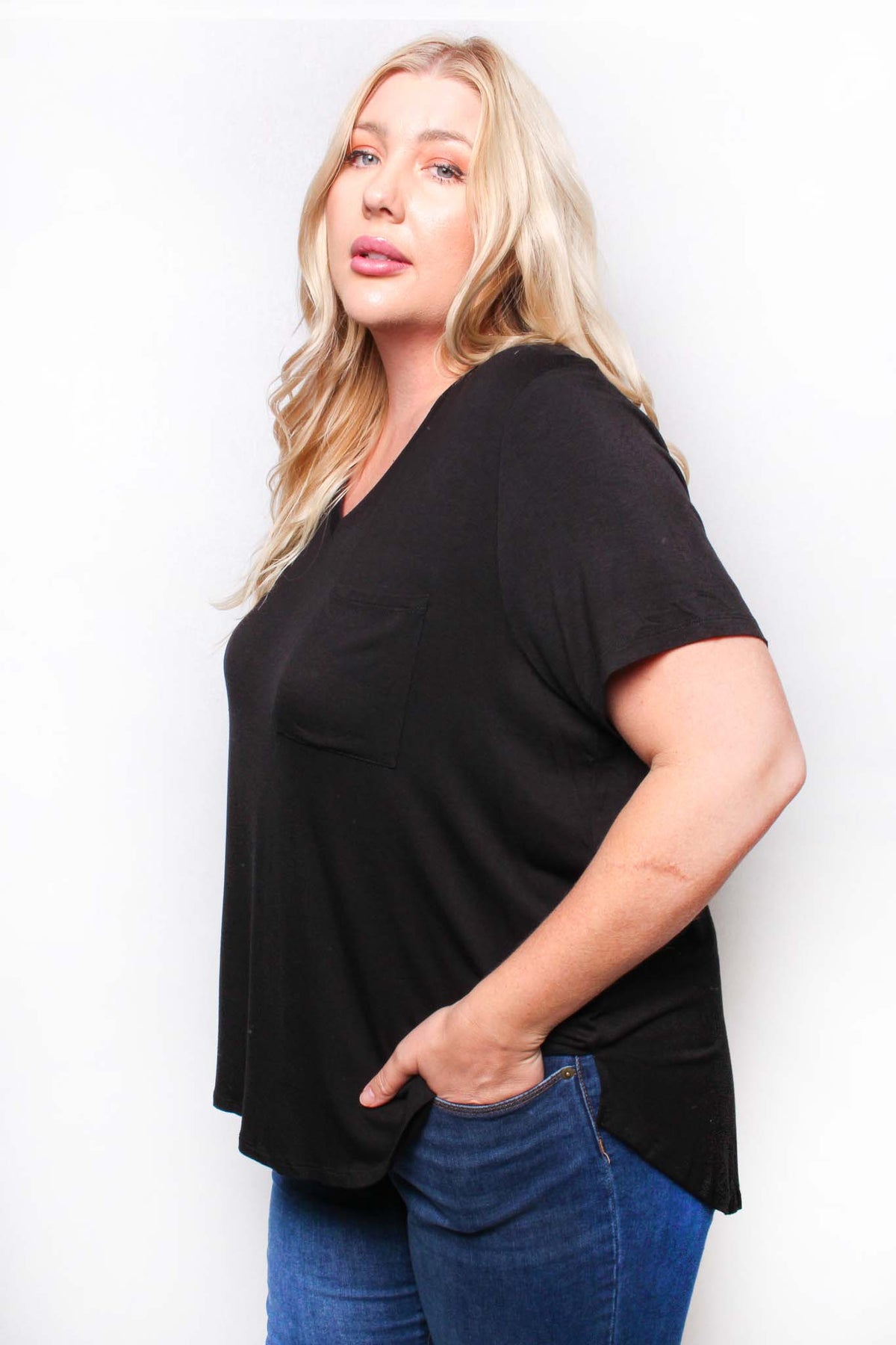 Women's Plus Short Sleeve V Neck Front Pocket Top