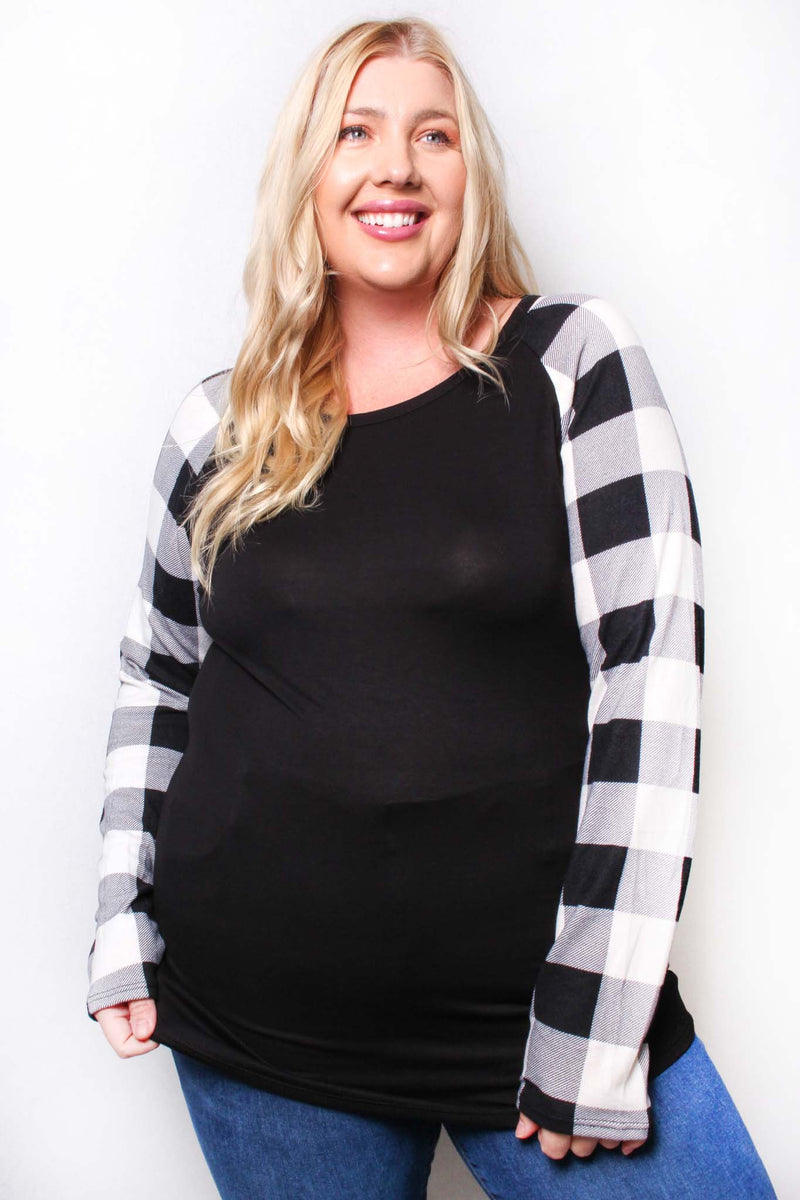 Women's Plus Long Sleeve Round Neck Plaid Raglan Top