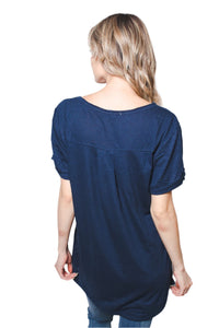 Women's Short Sleeve Scoop Neck Pocket Tee