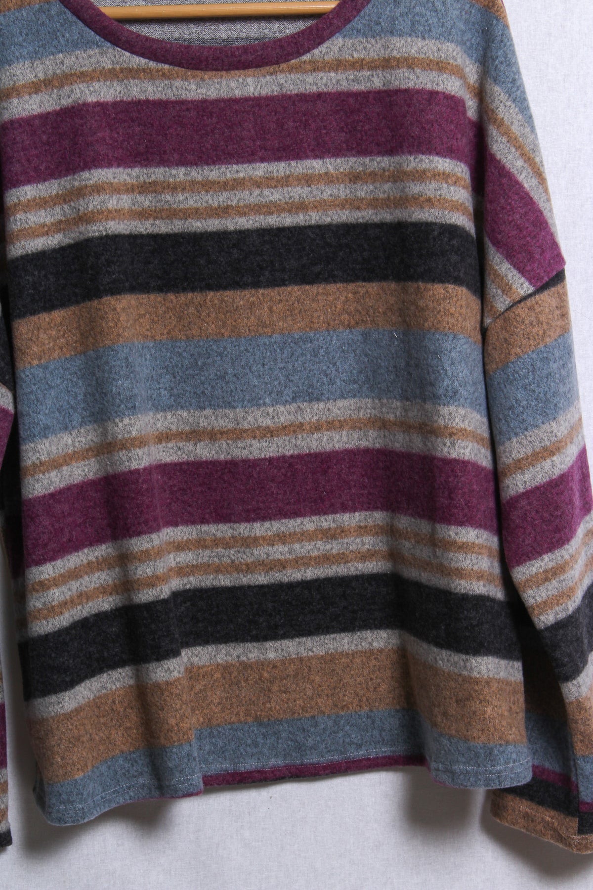 Women's Plus Long Sleeve Round Neck Striped Top