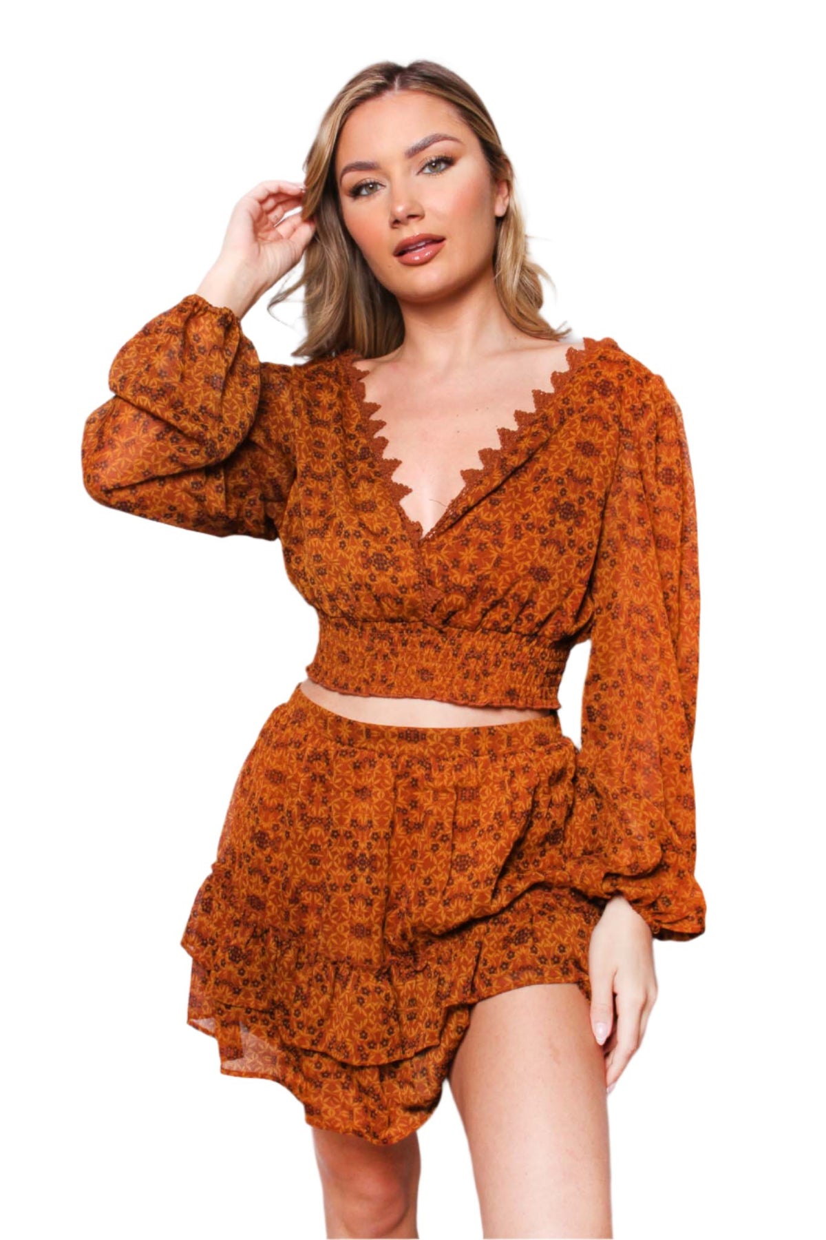 Women's Long Sleeve Lace V Neck Printed Crop Top
