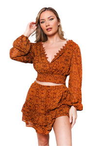 Women's Long Sleeve Lace V Neck Printed Crop Top
