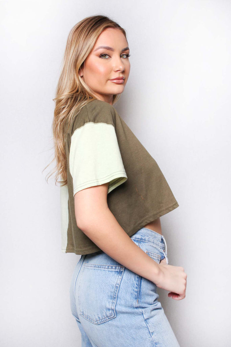 Women's Short Sleeve V Neck Two Toned Crop Top