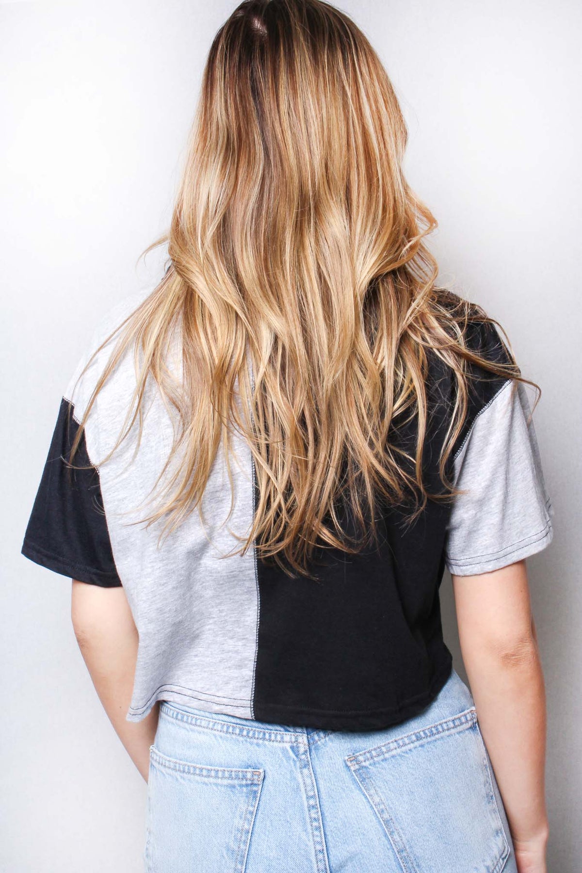 Women's Short Sleeve V Neck Two Toned Crop Top
