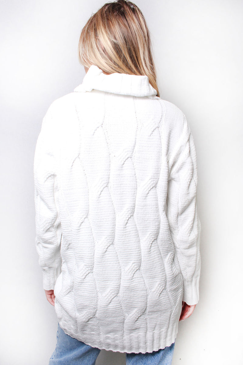 Women's Turtleneck Long Sleeves Knit Sweater