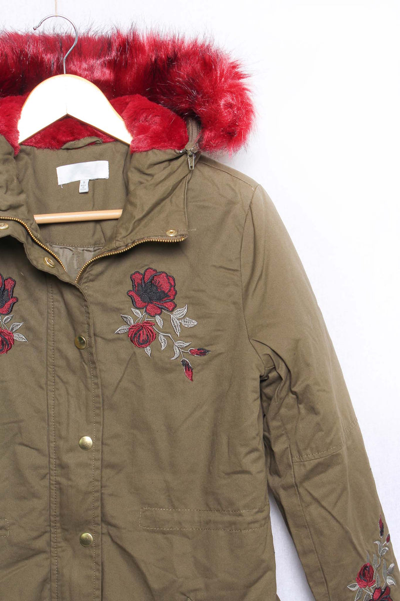 Women's Long Sleeves Faux Fur Hooded Embroidered Jacket