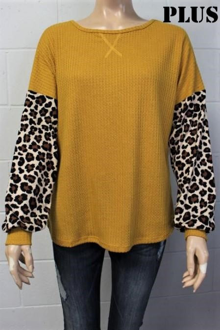 Women's Plus Size Animal Print Bishop Sleeve Loose Fit Top