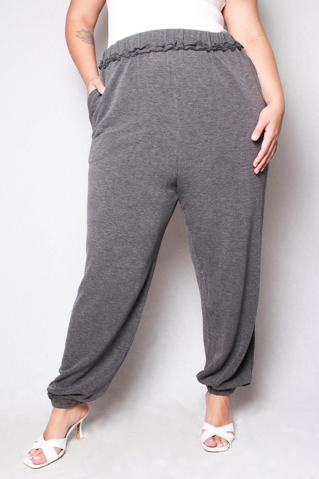 Women's Plus Size Solid Jogger with Side Pockets